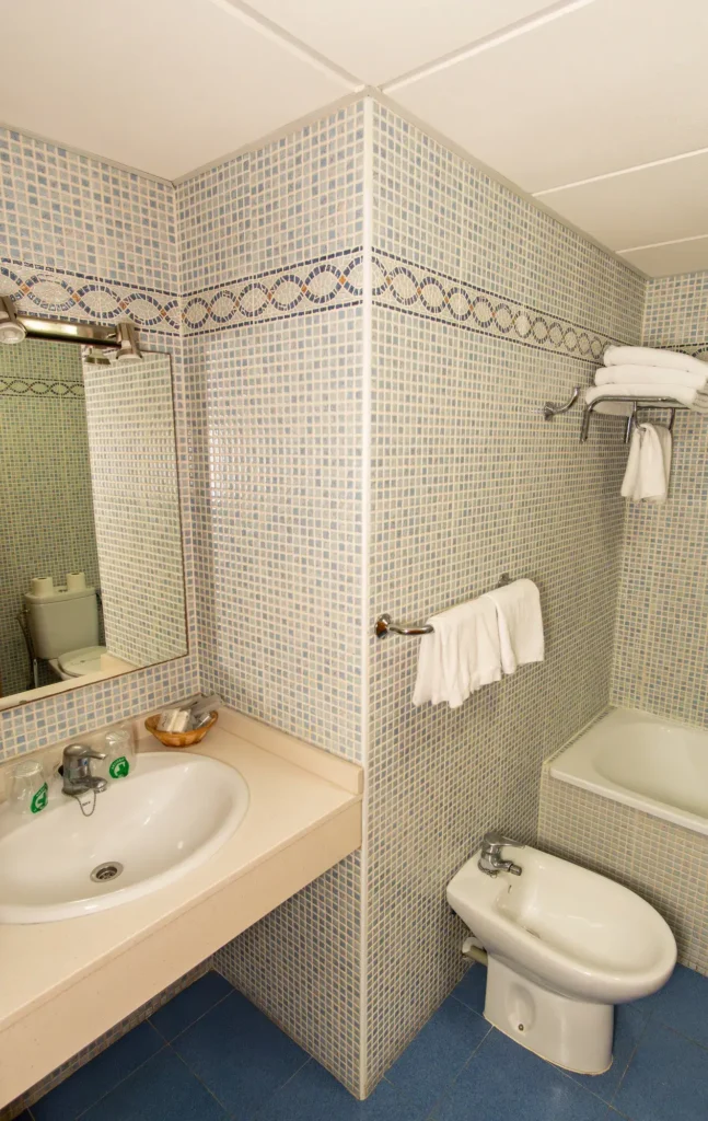 baño apartamento turistico